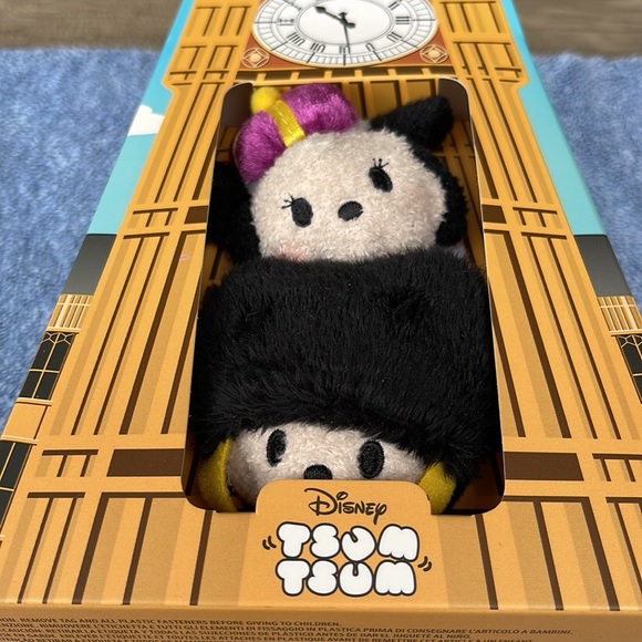 BNIB Disney Tsum Tsum City Edition - Picture 2 of 6